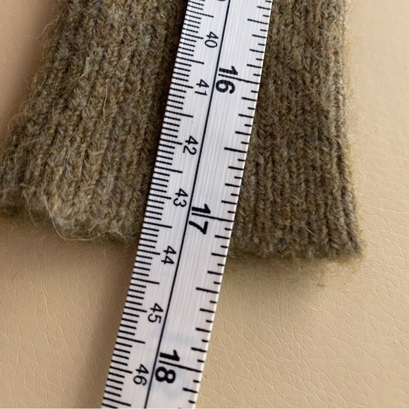 Madewell sweater olive/army green color - Picture 9 of 10